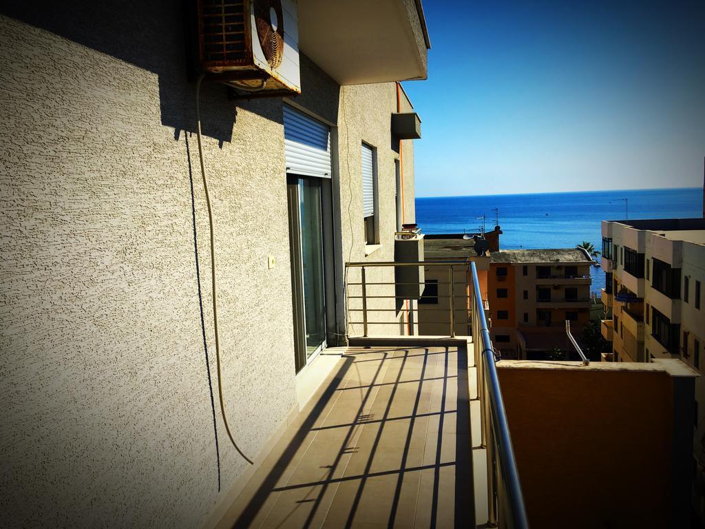 Alexander Rooms & Apartments Dıraç Dış mekan fotoğraf