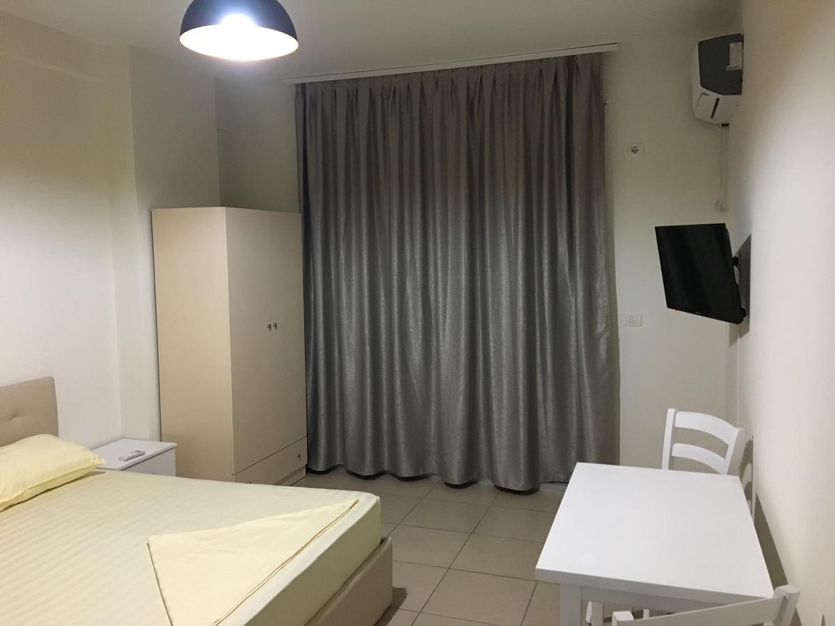 Alexander Rooms & Apartments Dıraç Dış mekan fotoğraf